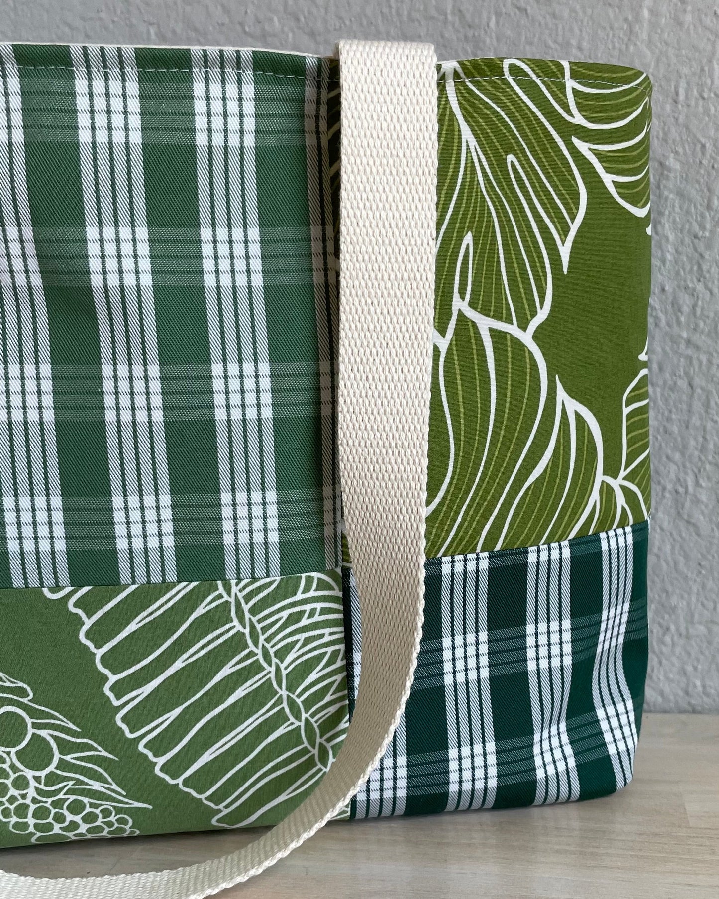 Medium Patchwork Palaka Tote Bag - Green