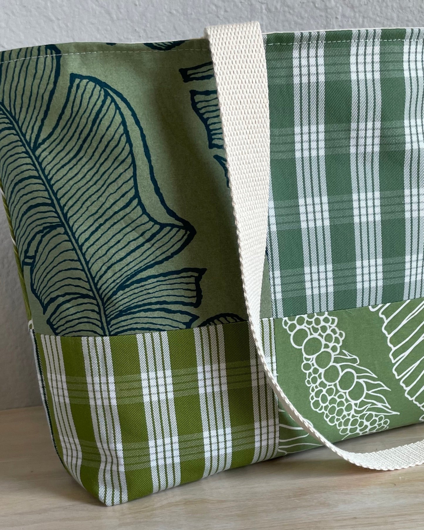 Medium Patchwork Palaka Tote Bag - Green