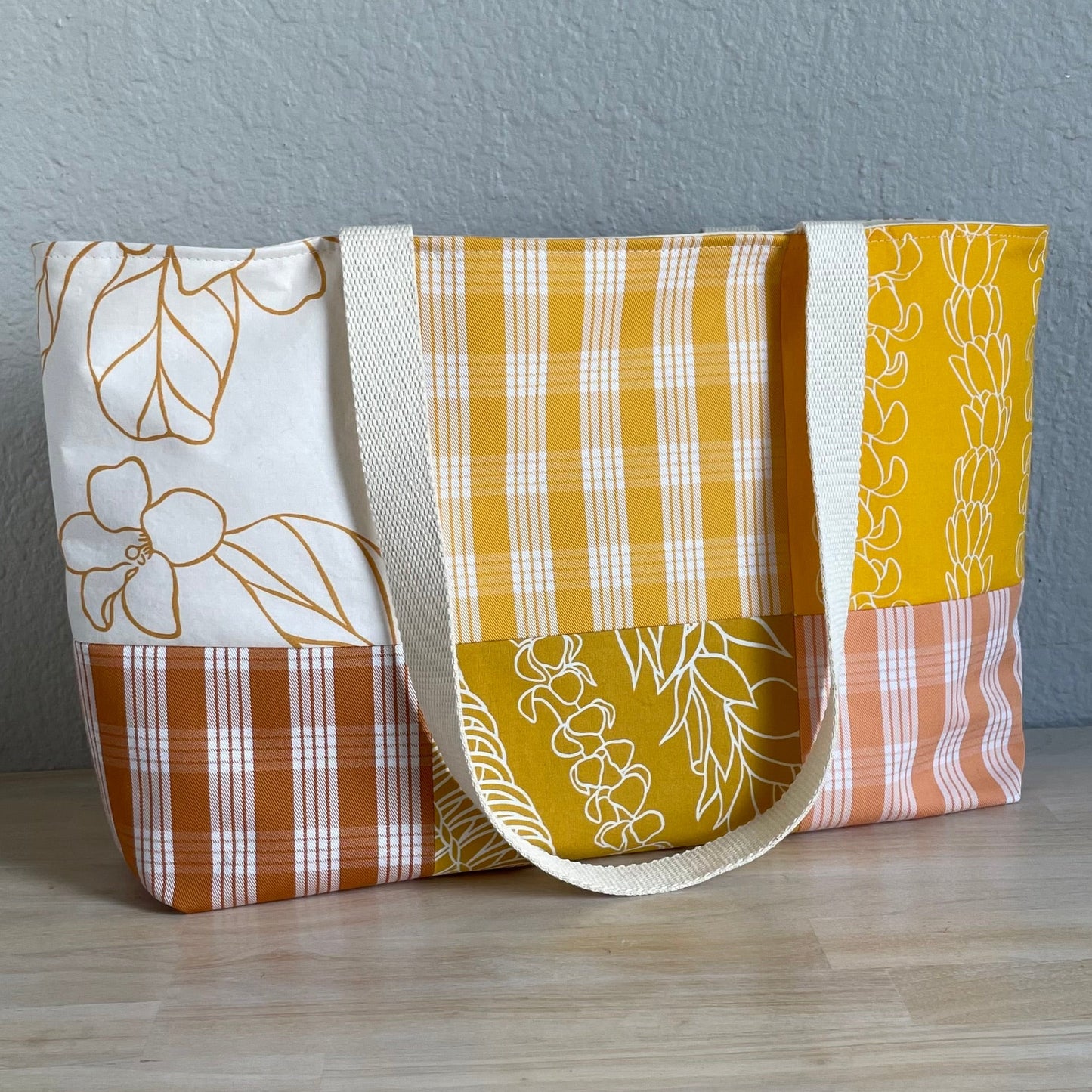 Medium Patchwork Palaka Tote Bag - Ilima