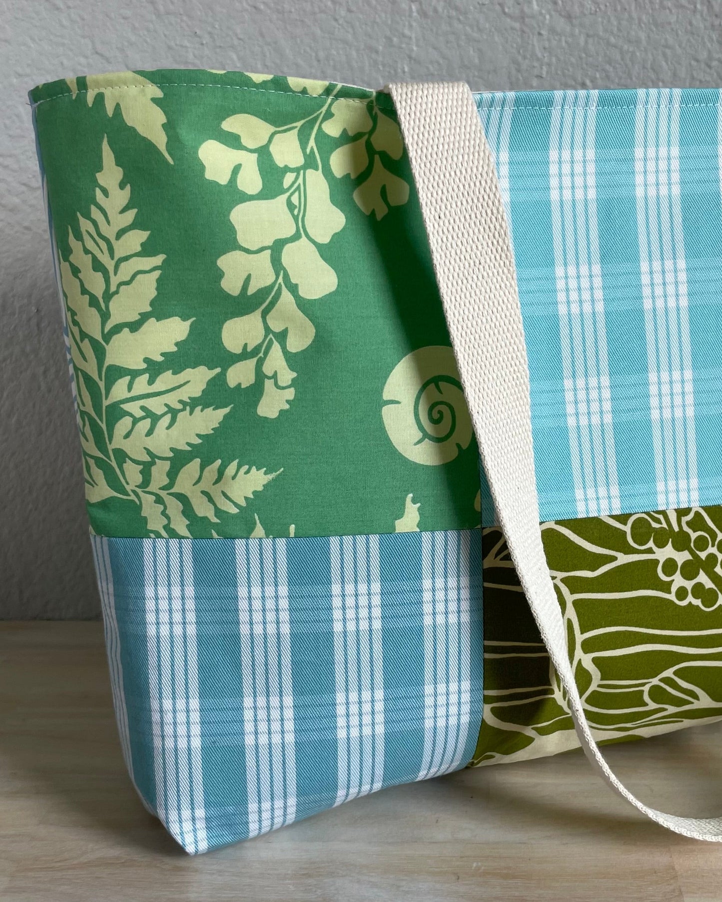 Medium Patchwork Palaka Tote Bag - Aqua & Green