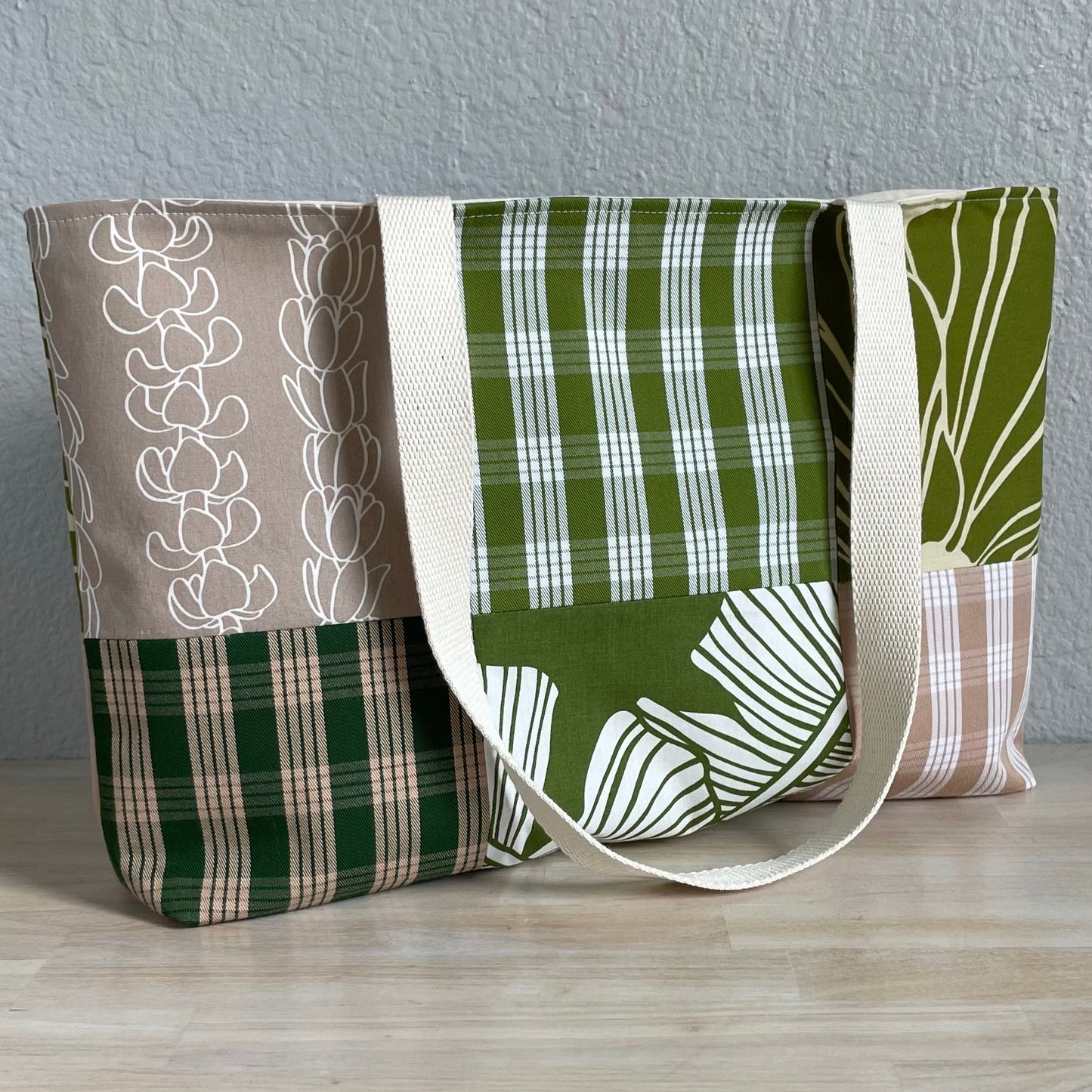 Medium Patchwork Palaka Tote Bag - Green & Beige