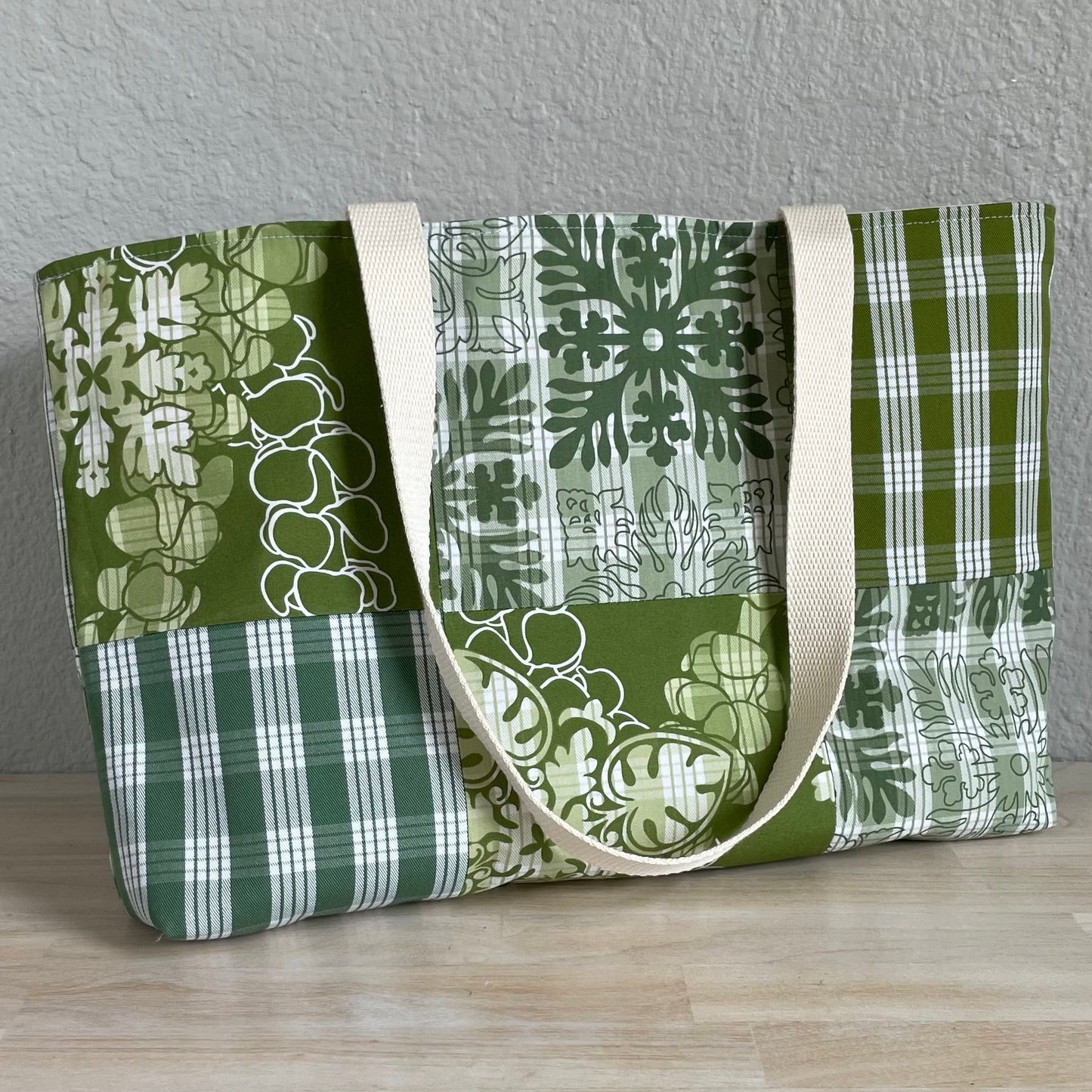 Medium Patchwork Palaka Tote Bag - Green Ulu