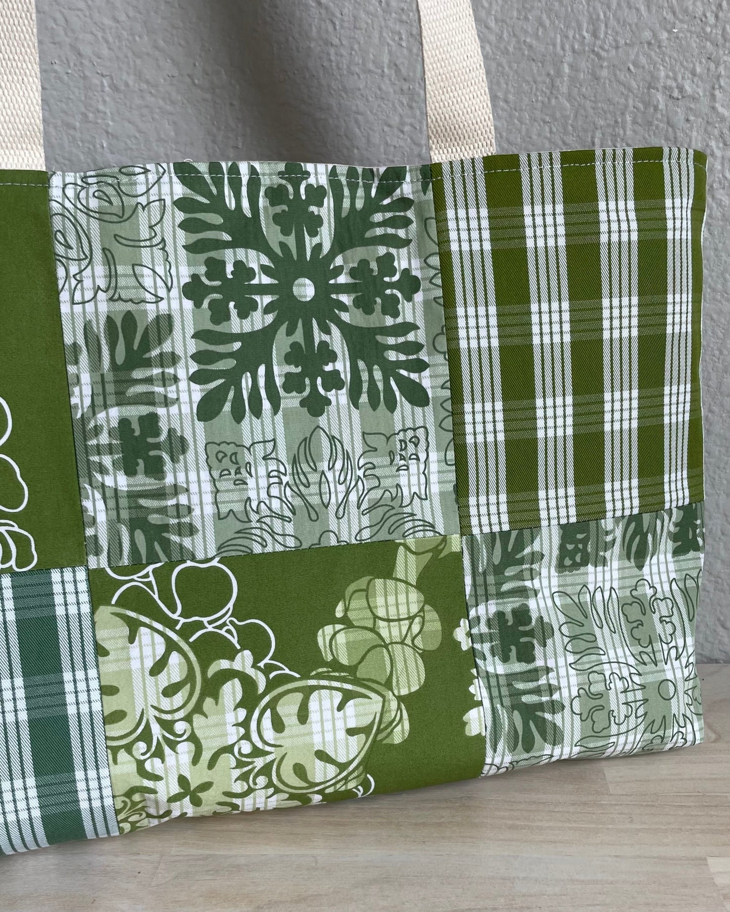 Medium Patchwork Palaka Tote Bag - Green Ulu