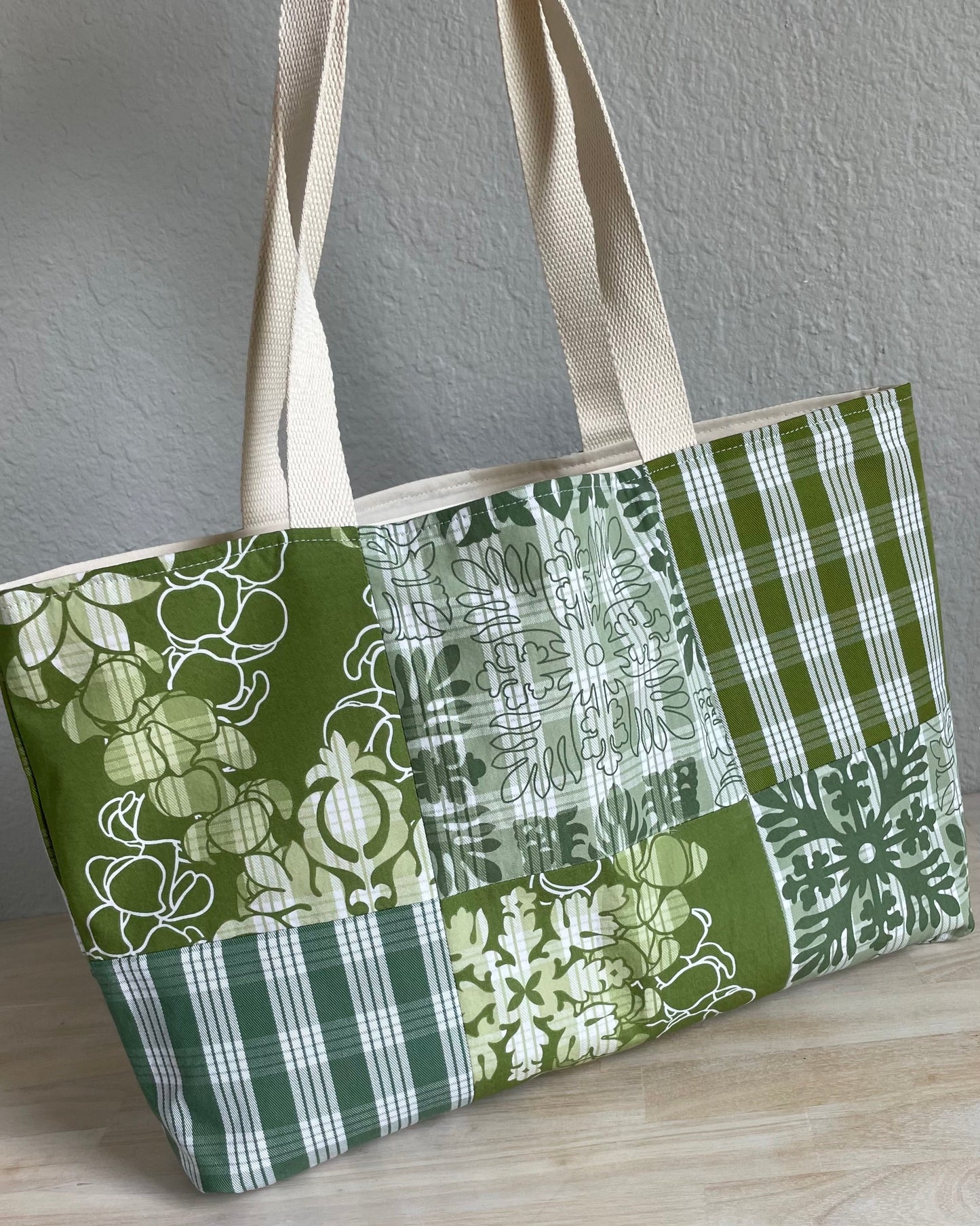 Medium Patchwork Palaka Tote Bag - Green Ulu