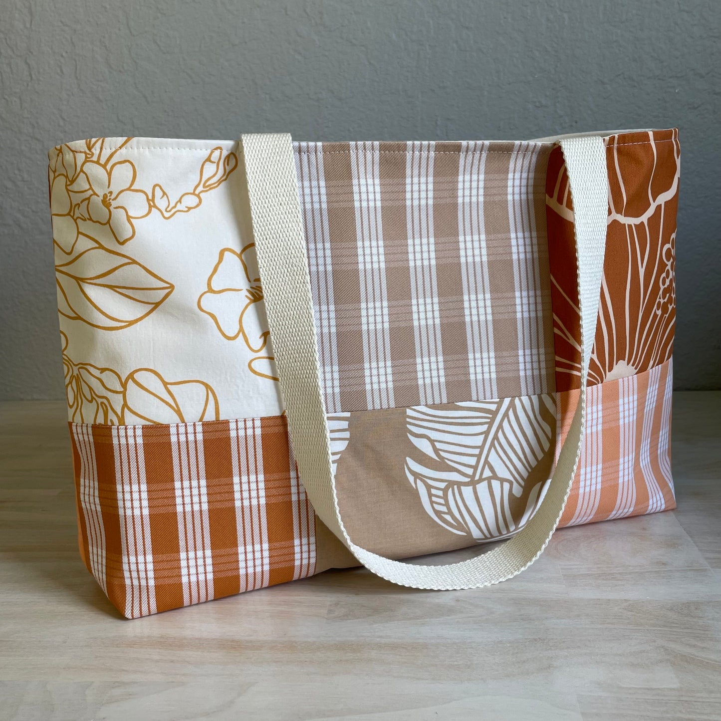 Medium Patchwork Palaka Tote Bag - Rust & Beige