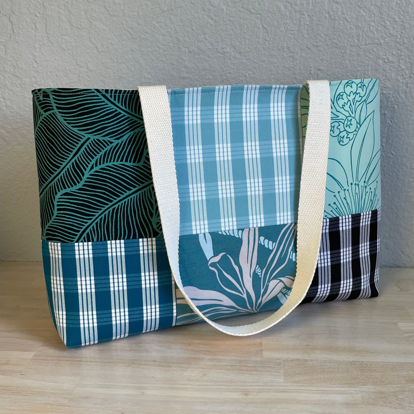 Medium Patchwork Palaka Tote Bag - Teal & Black