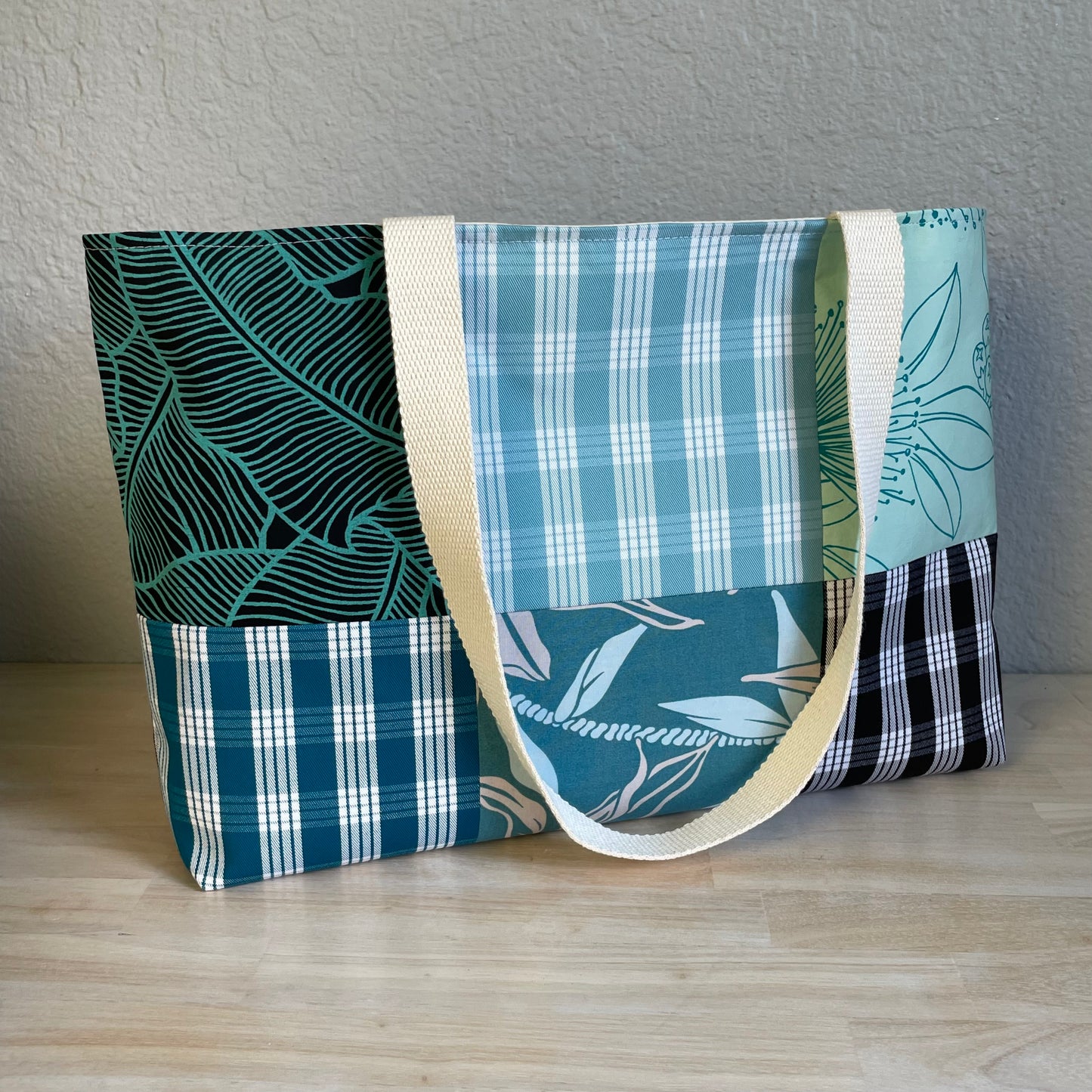 Medium Patchwork Palaka Tote Bag - Teal & Black